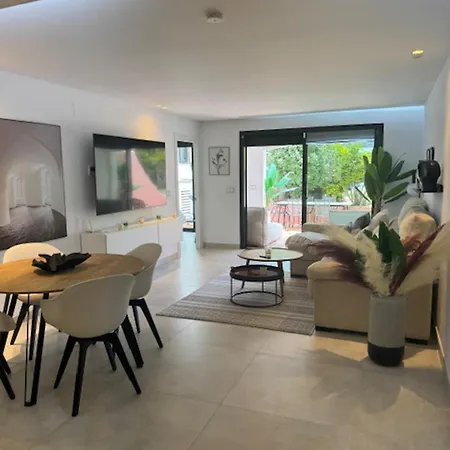 Апартаменты Luxurious In Puerto Banus Марбелья