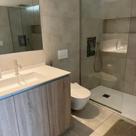 Апартаменты Luxurious In Puerto Banus